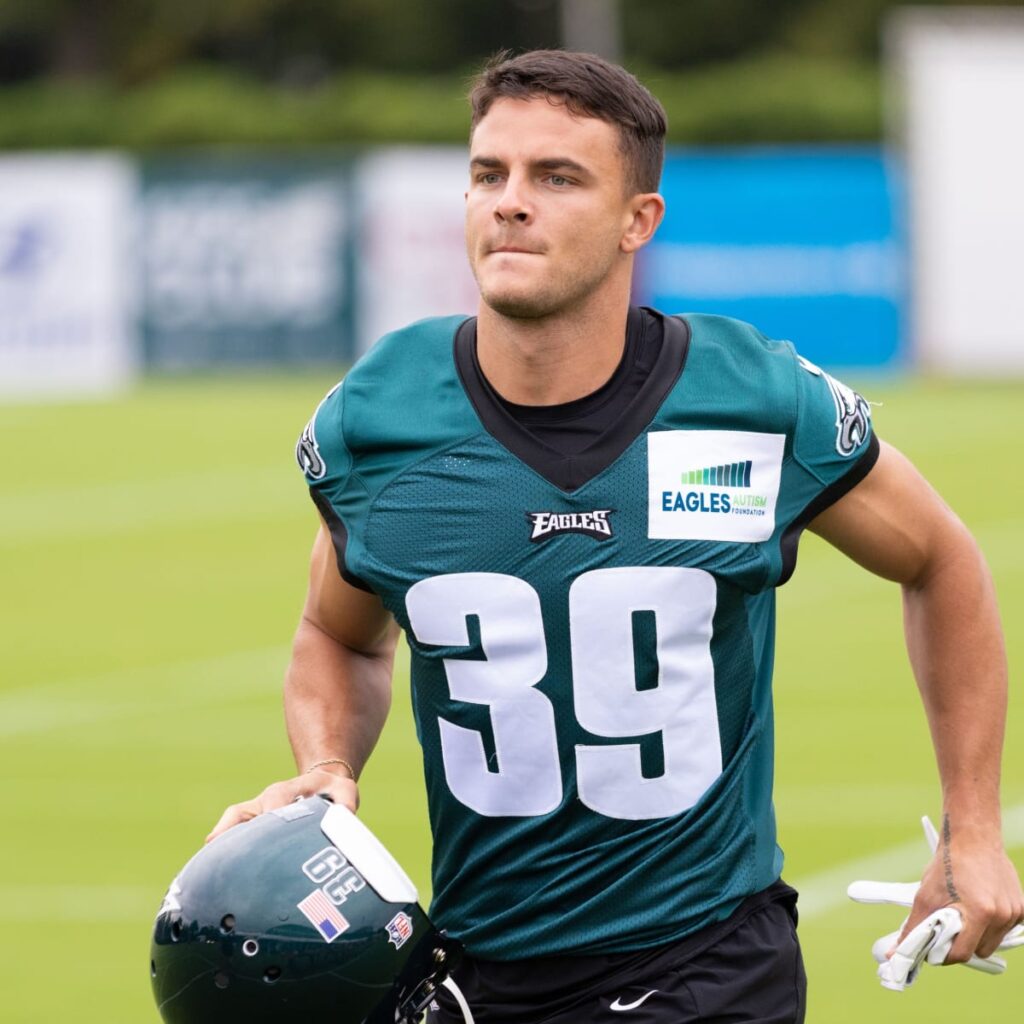 devon-allen