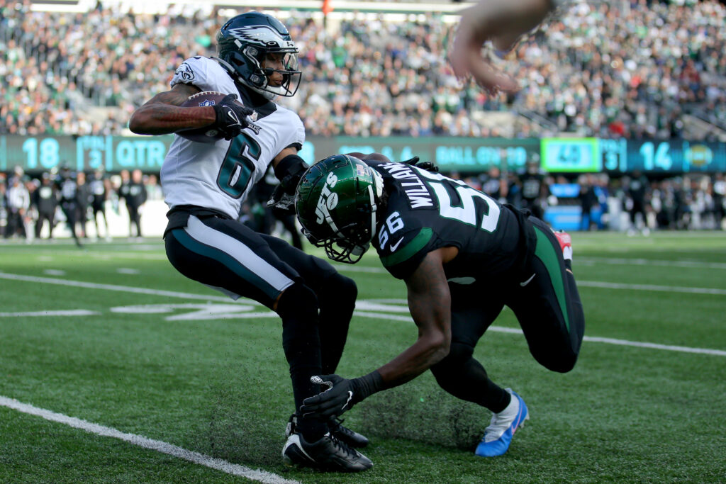 NFL: Philadelphia Eagles at New York Jets